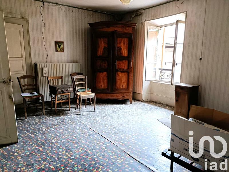 Maison - 151 m² - 8 pièces