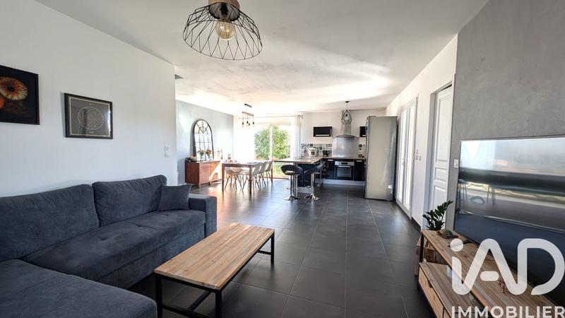 Maison - 102 m² - 4 pièces