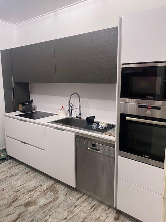 Appartement - 80 m² - 3 pièces