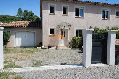 Maison - 96 m² - 4 pièces
