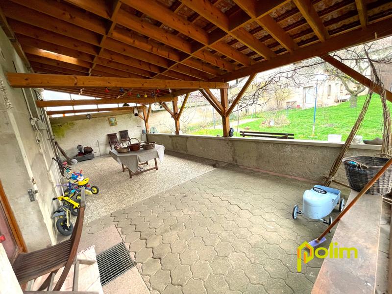 Maison - 370 m² - 7 pièces