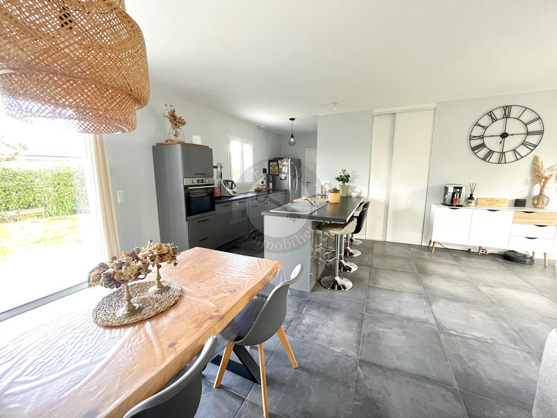 Maison - 114 m² - 6 pièces