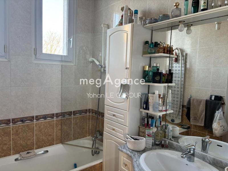 Appartement - 105 m² - 5 pièces