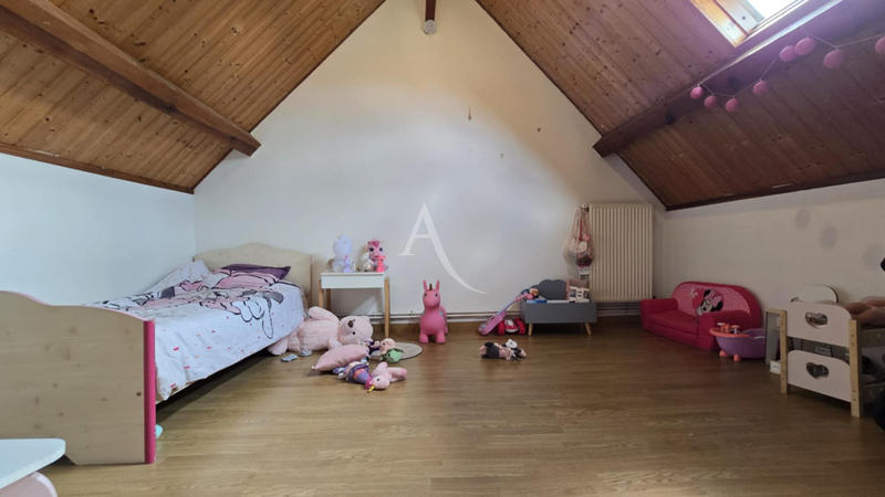 Maison - 82 m² - 5 pièces