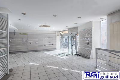 Local commercial - 190 m²