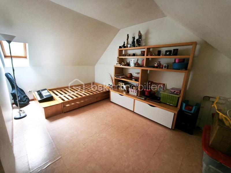 Maison traditionnelle - 100 m² - 5 pièces