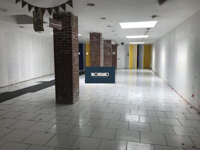 Local commercial - 257 m²