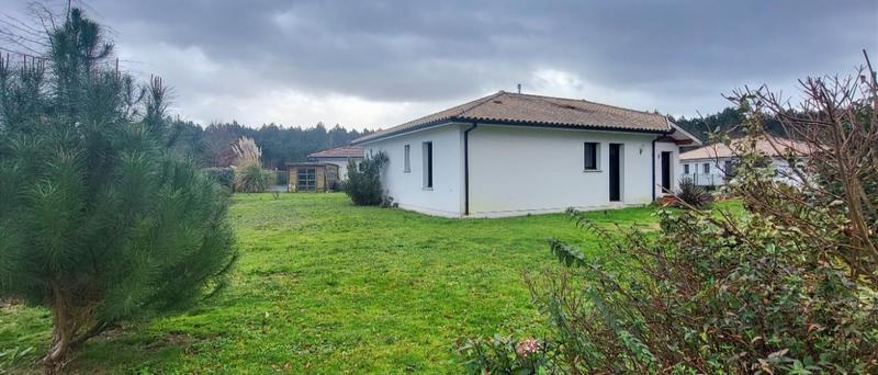 Maison - 104 m² - 4 pièces