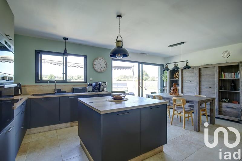 Maison - 111 m² - 4 pièces