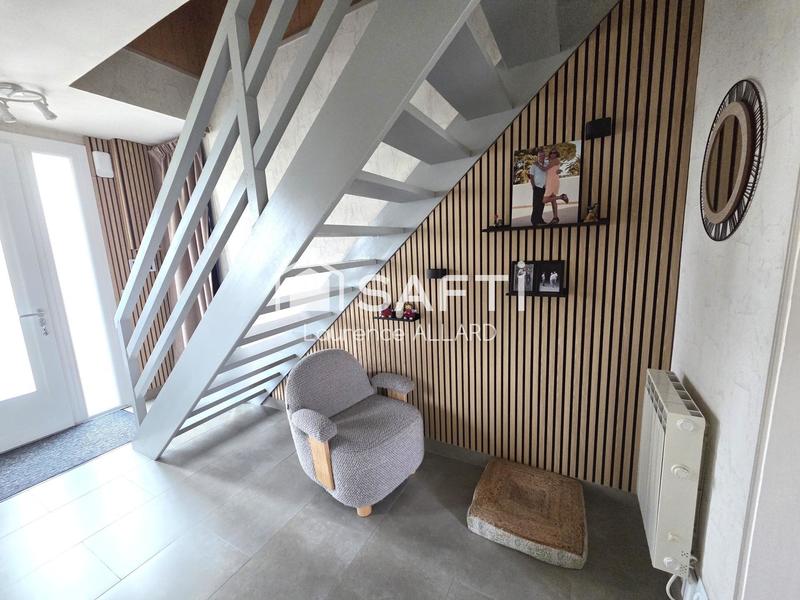 Maison - 103 m² - 5 pièces