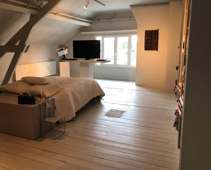 Maison - 798 m² - 12 pièces