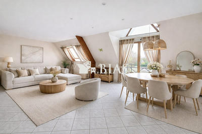 Appartement - 87 m² - 4 pièces