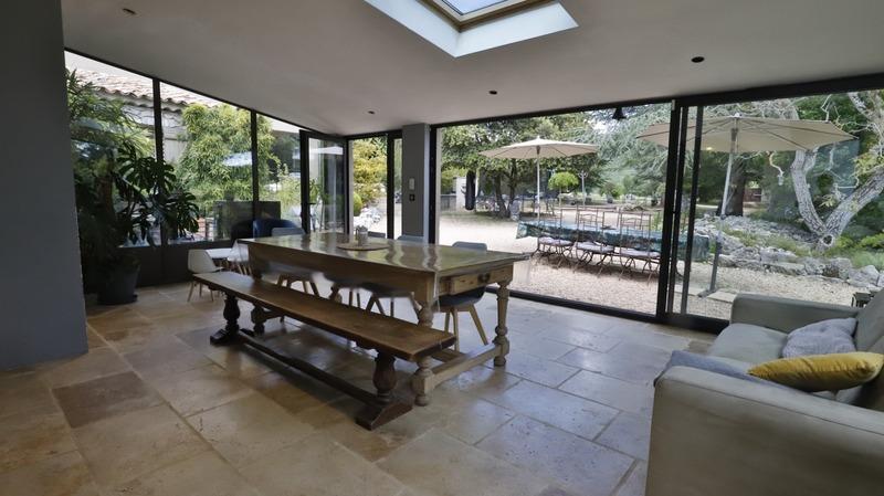 Mas - 218 m² - 7 pièces