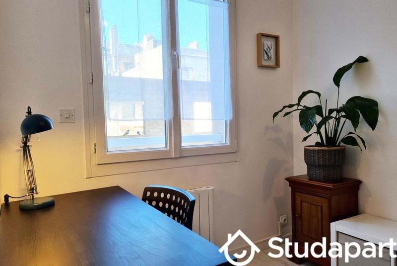 Chambre - 12 m² - 1 pièce