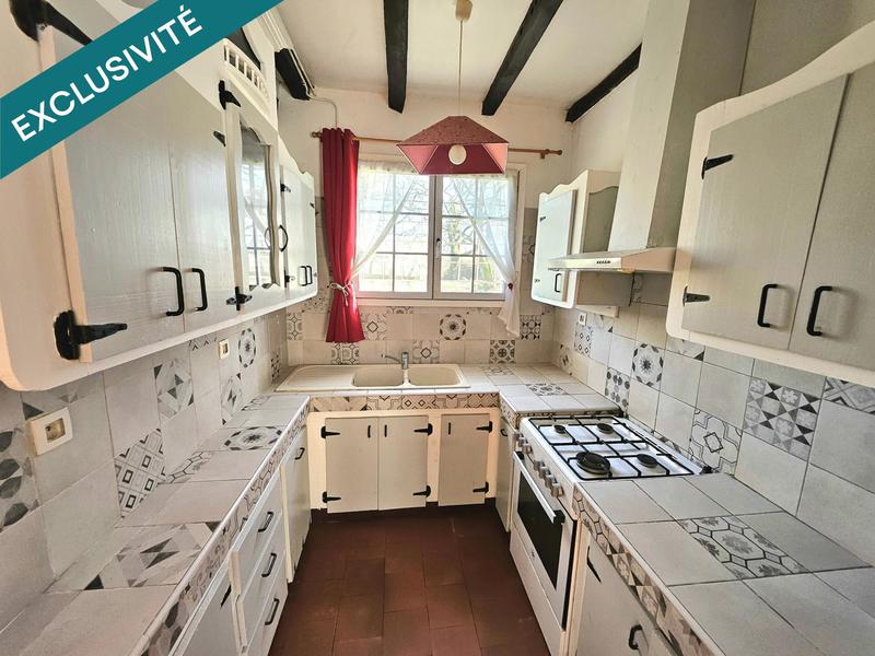 Maison - 300 m² - 9 pièces