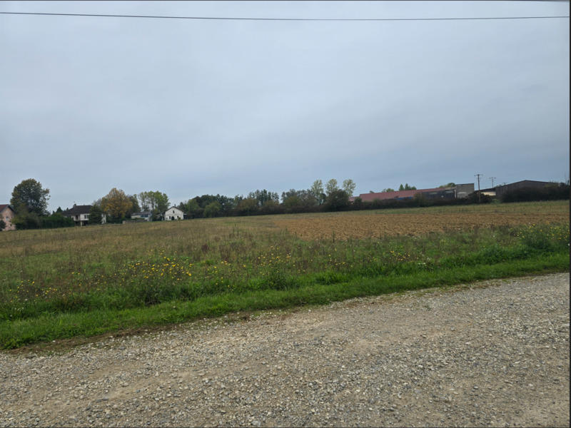 Appartement - 380 m² - 2 pièces