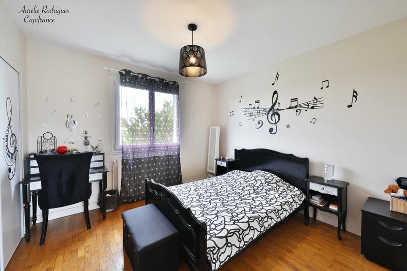 Maison - 175 m² - 8 pièces