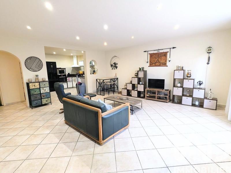 Appartement - 103 m² - 4 pièces