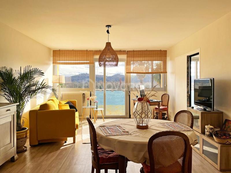 Appartement - 61 m² - 2 pièces