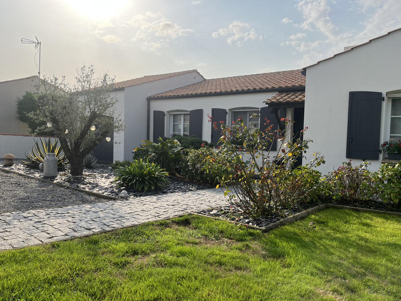 Maison - 100 m² - 4 pièces