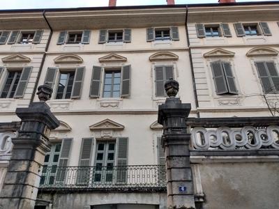 Bureau - 185 m² - 6 pièces