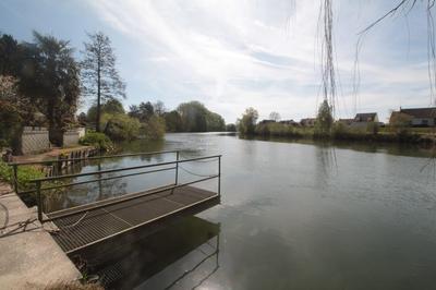 Maison - 88 m² - 4 pièces