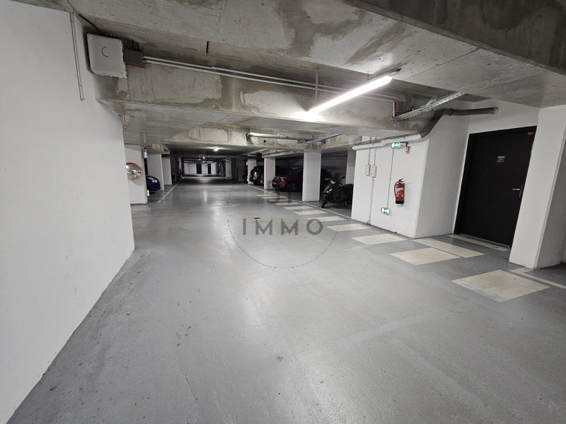 Parking - 12 m²