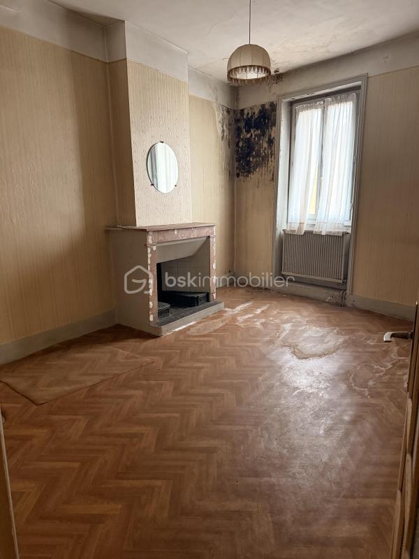 Immeuble - 150 m² - 10 pièces