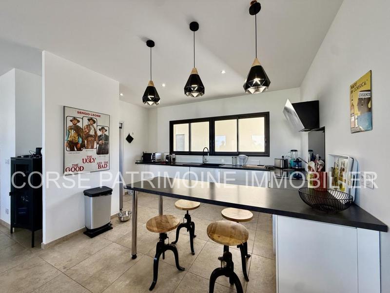 Villa - 135 m² - 6 pièces