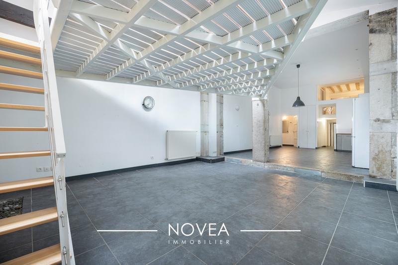 Appartement - 150 m² - 4 pièces