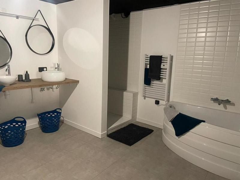 Villa - 202 m² - 7 pièces