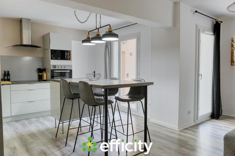 Appartement - 80 m² - 3 pièces