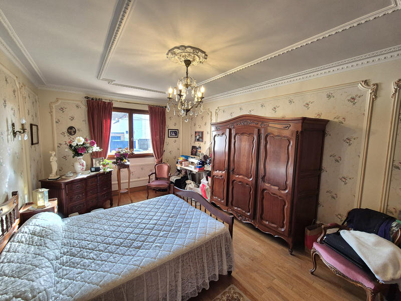 Maison - 145 m² - 6 pièces