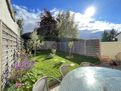 Maison - 93 m² - 5 pièces