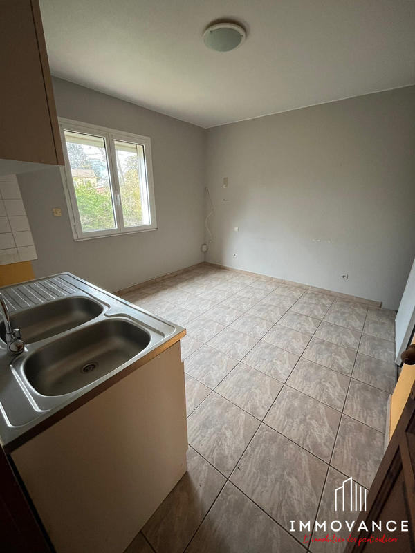 Maison - 350 m² - 7 pièces