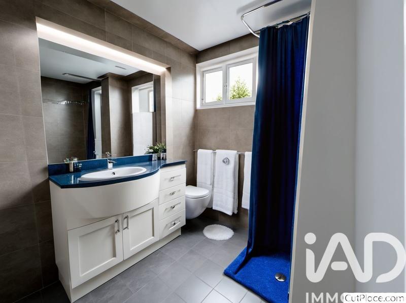 Maison - 178 m² - 7 pièces