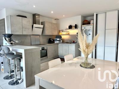 Appartement - 102 m² - 4 pièces