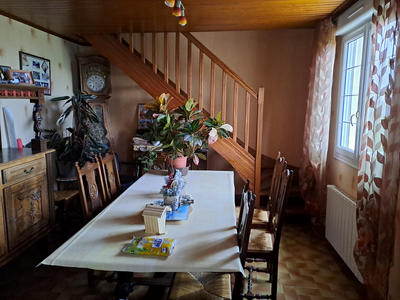 Maison - 105 m² - 7 pièces