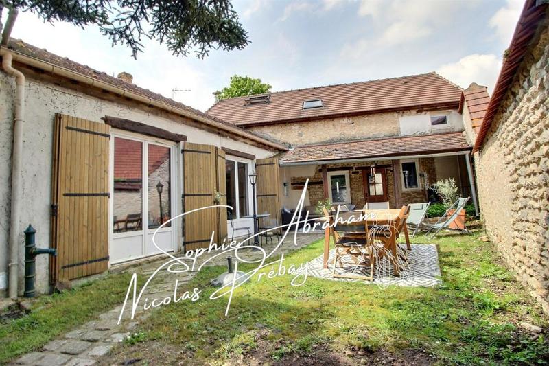 Maison - 155 m² - 6 pièces