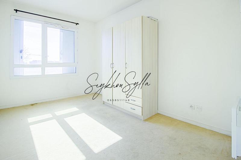 Appartement - 87 m² - 5 pièces