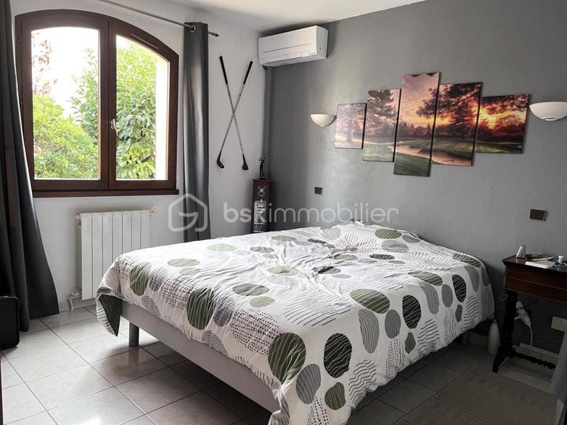 Villa - 127 m² - 6 pièces