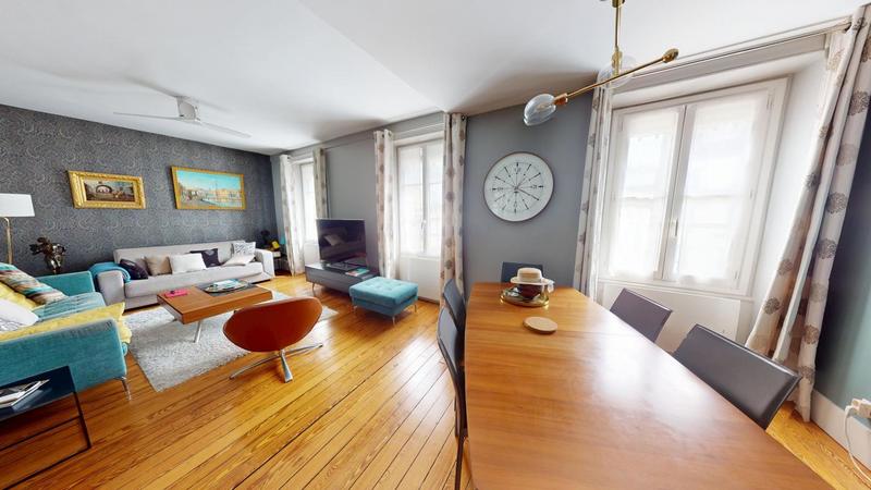 Appartement - 85 m² - 3 pièces