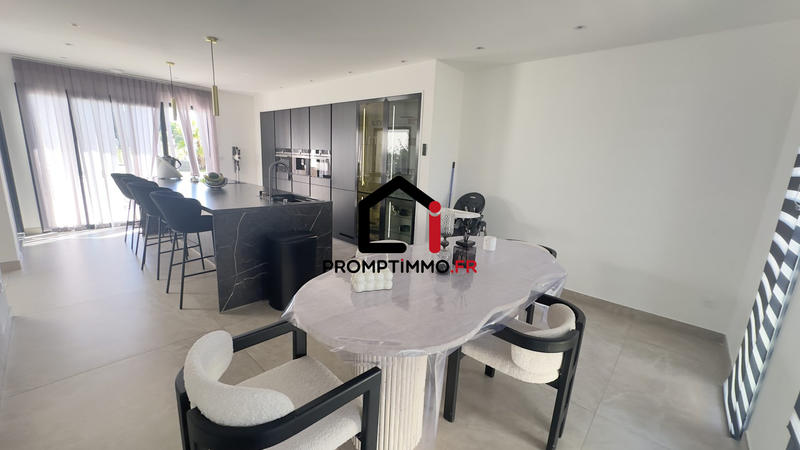 Villa - 145 m² - 4 pièces