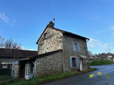 Maison - 92 m² - 4 pièces