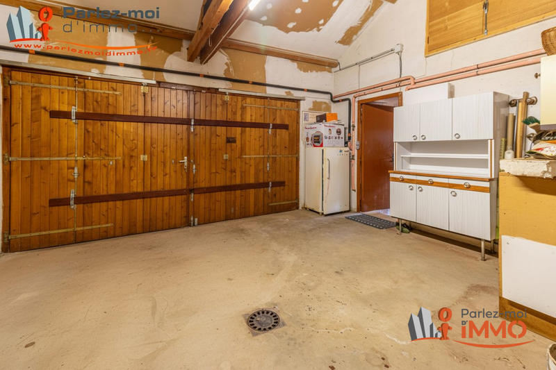 Maison - 185 m² - 8 pièces