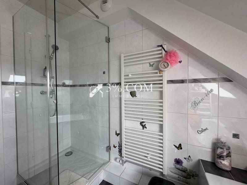 Appartement - 102 m² - 3 pièces