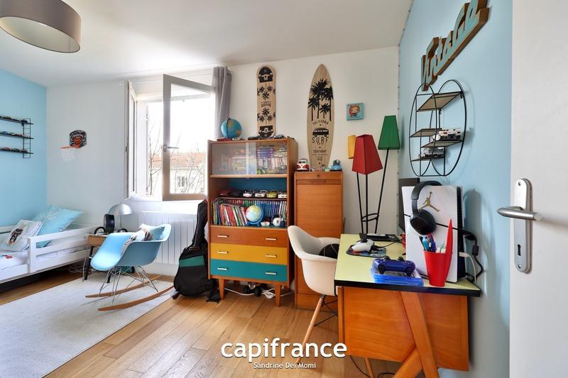 Maison - 157 m² - 8 pièces