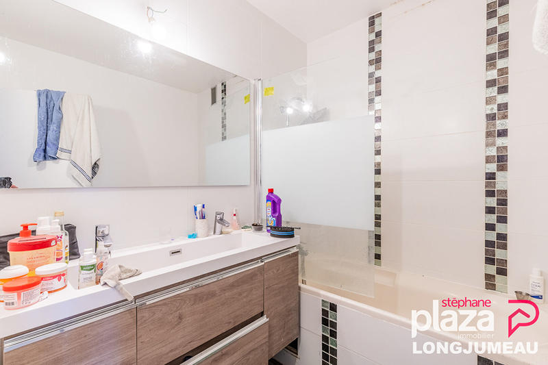 Appartement - 75 m² - 4 pièces