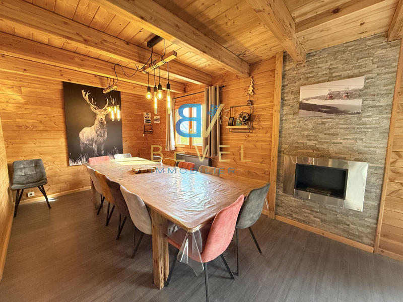 Châlet - 182 m² - 7 pièces