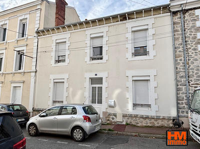 Maison - 180 m² - 9 pièces